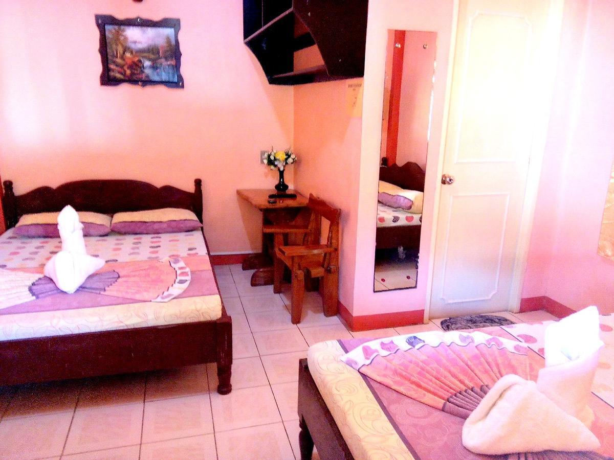 Jun And Carol Beach Cottages Pagudpud Exterior foto